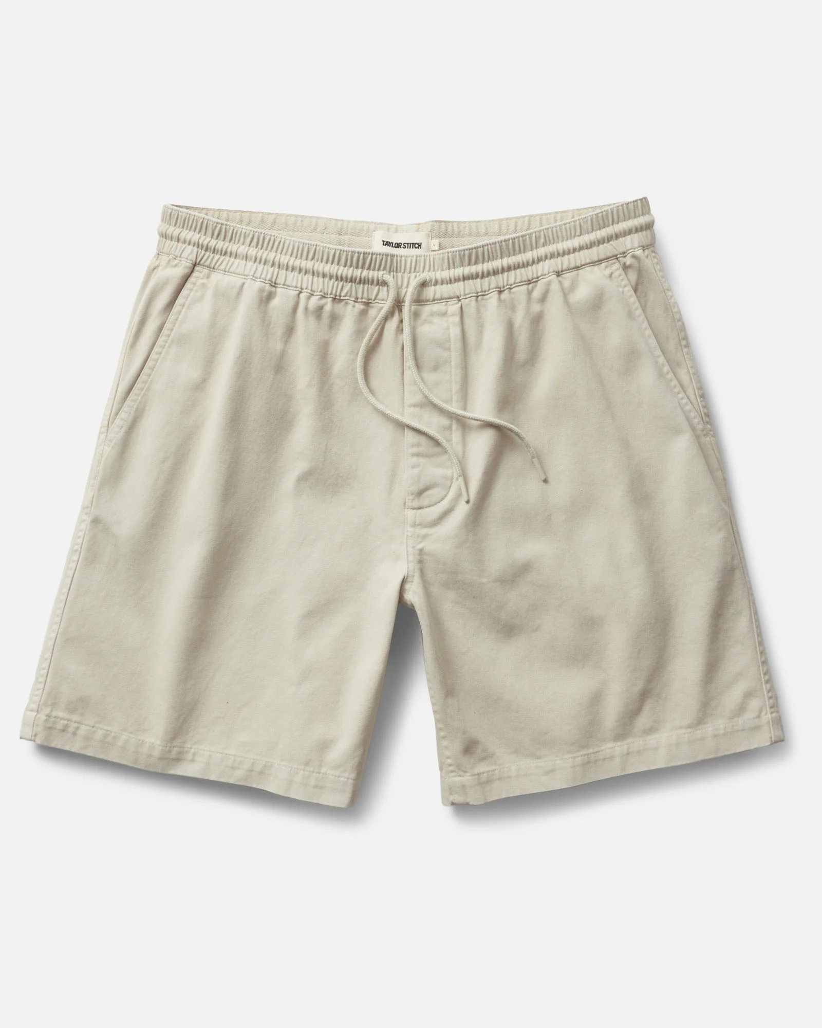 The Apres Short in Organic Aged Stone Foundation Twill