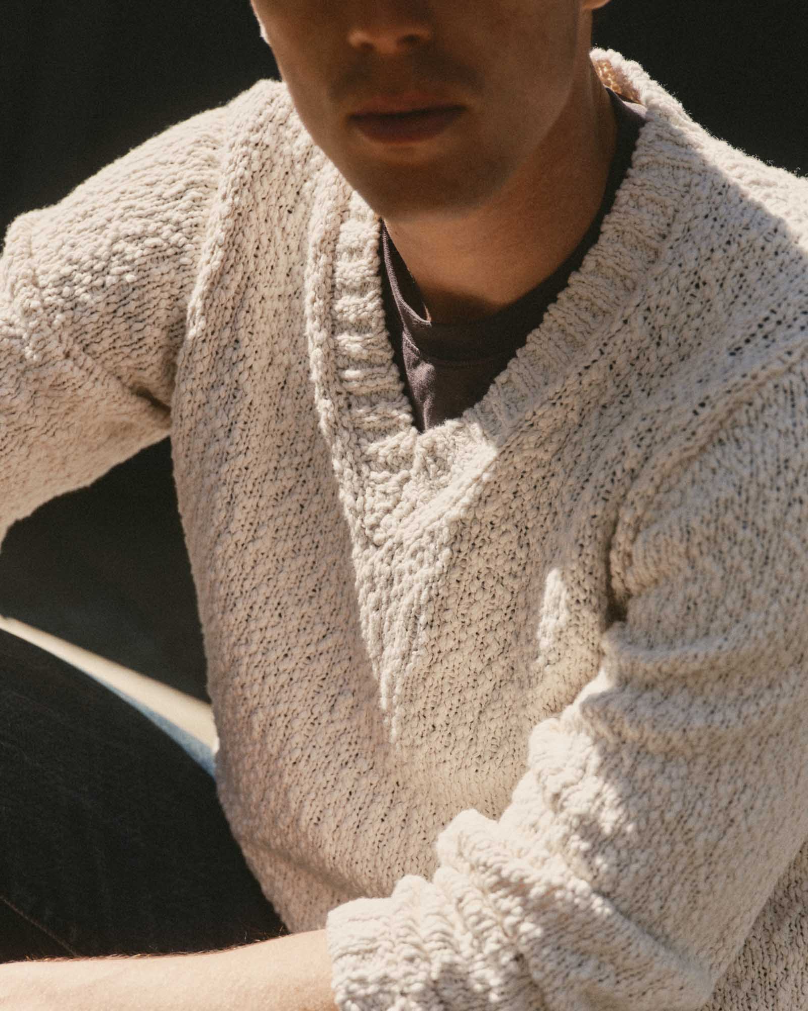 The Match V-Neck Sweater in Vintage White Slub - Image 4