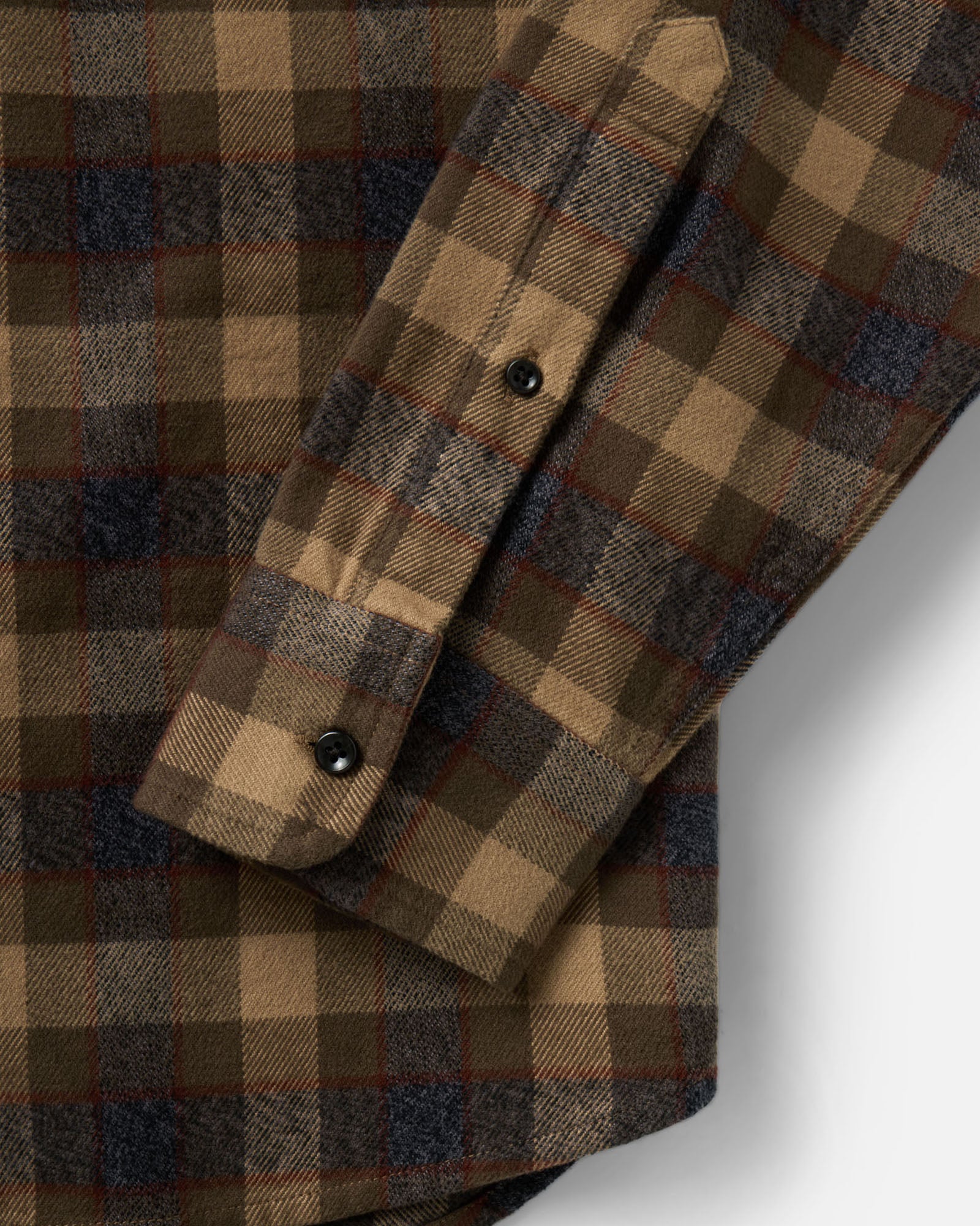 The Yosemite Shirt in Buckeye Plaid - Image 6
